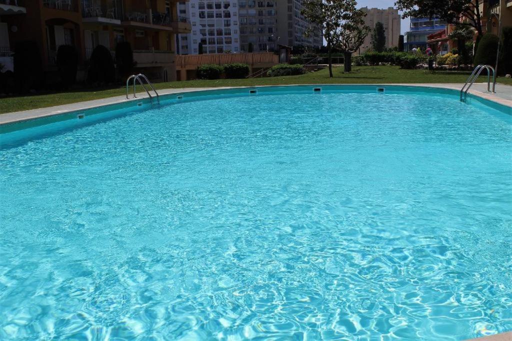 Casita Con Jardin, Bbq, Wifi, Centro Y Playa Villa Empuriabrava Exterior foto